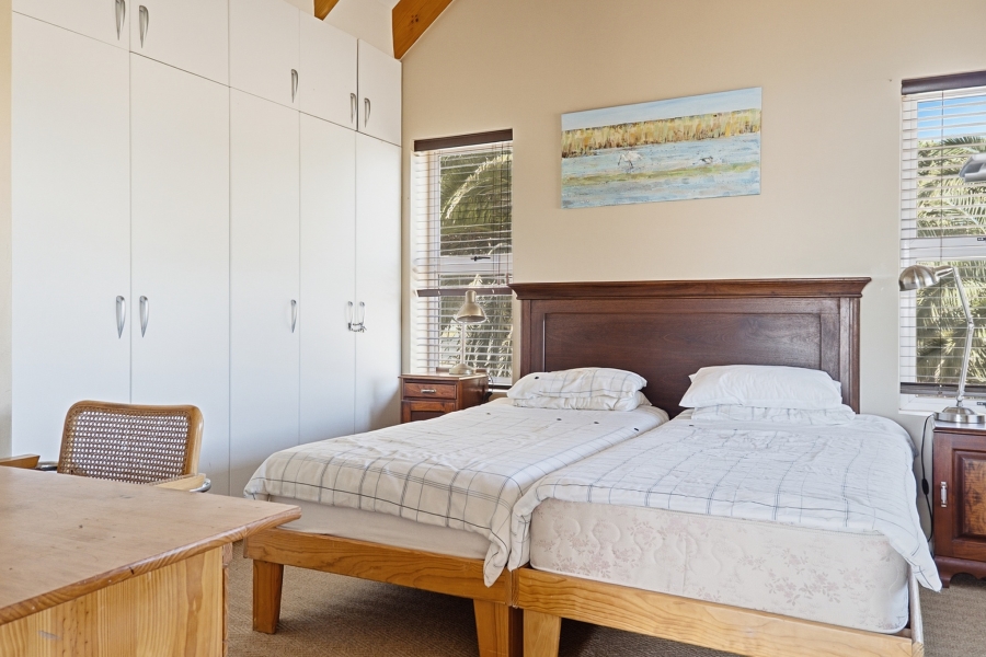 4 Bedroom Property for Sale in Shelley Point Western Cape